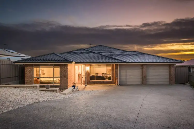8 Robe Court, Seaford Rise SA 5169