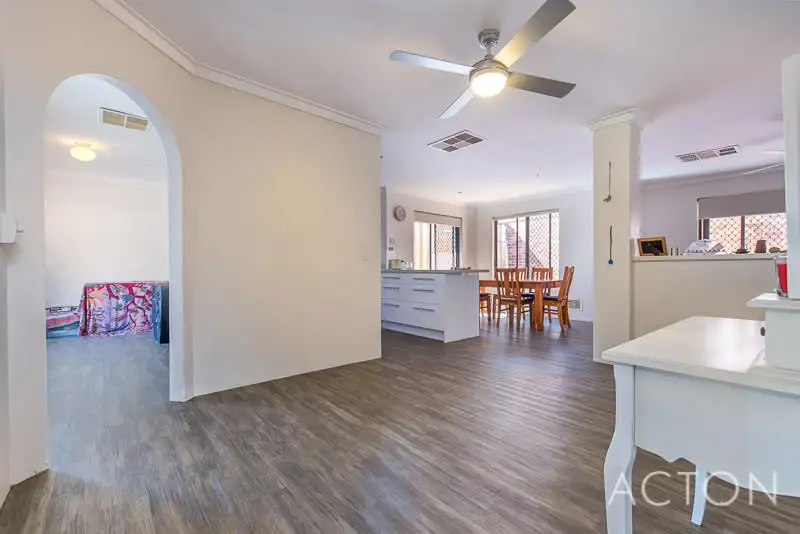 Main view of Homely unit listing, 1/19A Ungaroo Road, Westminster WA 6061