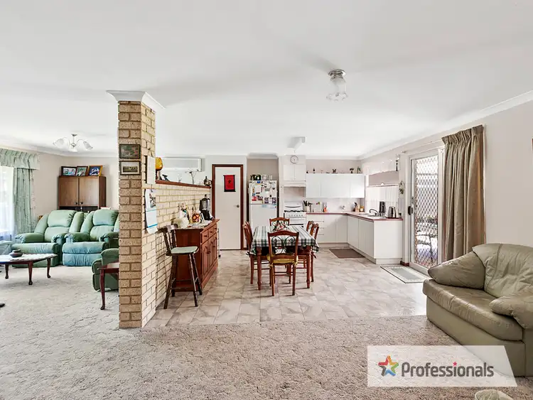 Fifth view of Homely house listing, 4 Avocet Boulevard, Geographe WA 6280