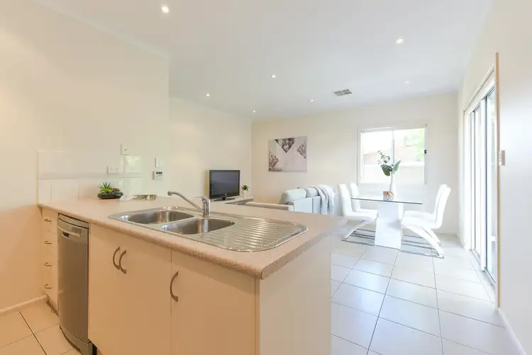 Sixth view of Homely house listing, 5 Cowra Crescent, Park Holme SA 5043