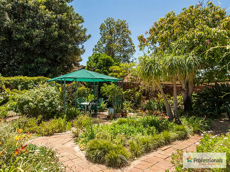 Third view of Homely house listing, 7 Sapling Way, Camillo WA 6111