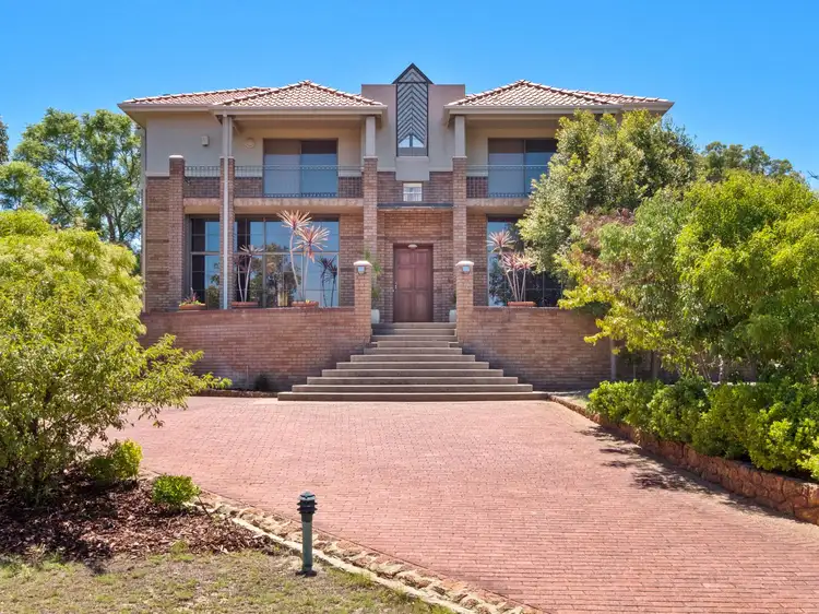 246 Grove Road, Lesmurdie WA 6076
