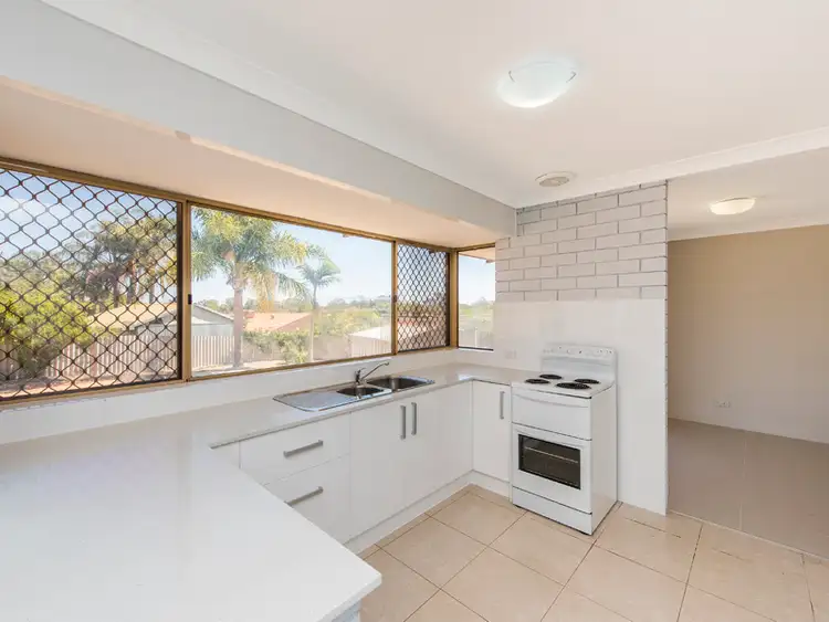 19 Challenger Avenue, Parmelia WA 6167