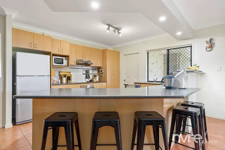 5 Outlook Place, Narangba QLD 4504