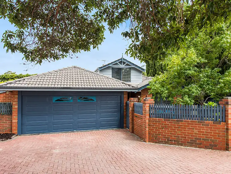 1/188 Kitchener Road, Booragoon WA 6154