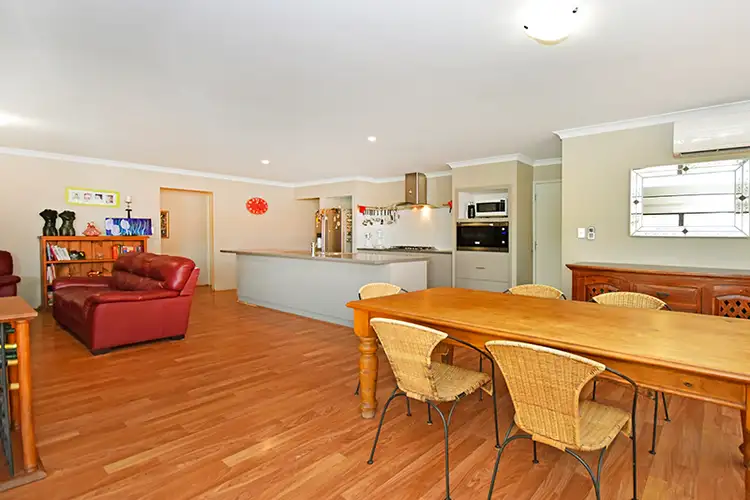 65 Marden Grange, Aveley WA 6069
