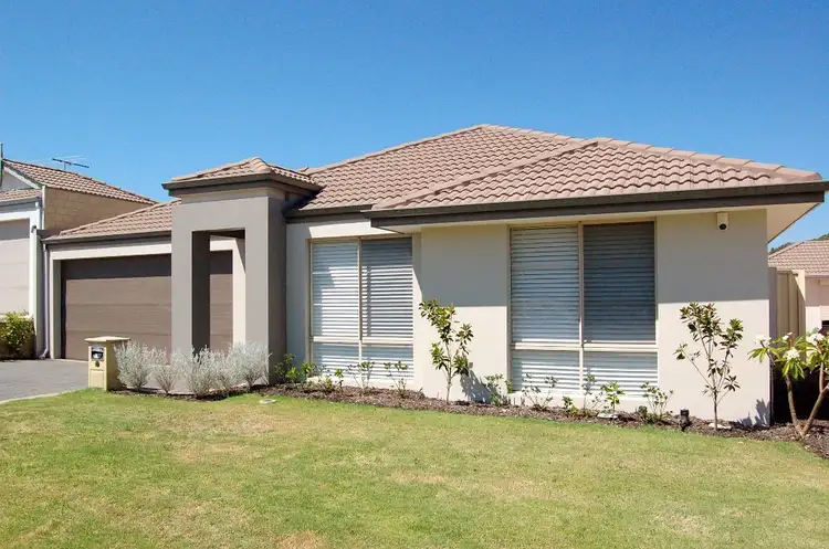 66A Amherst Road, Canning Vale WA 6155