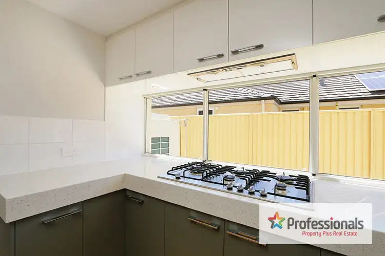 Fifth view of Homely house listing, 10 Panther Elbow, Southern River WA 6110