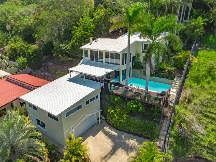 45 Bimbadeen Ave, Banora Point NSW 2486
