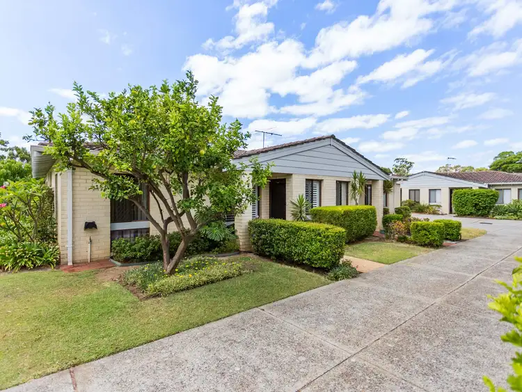 1/72 Robert Street, Como WA 6152