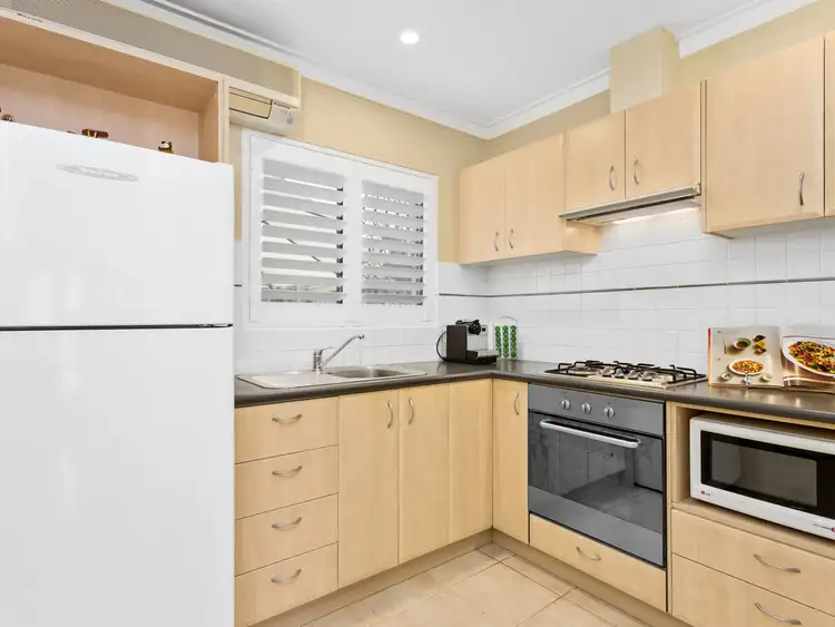 Fifth view of Homely villa listing, 1/72 Robert Street, Como WA 6152