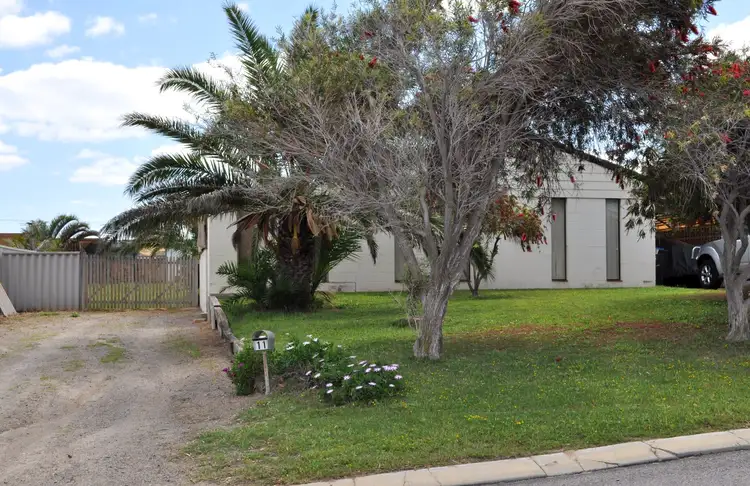 11 Penzance Way, Tarcoola Beach WA 6530