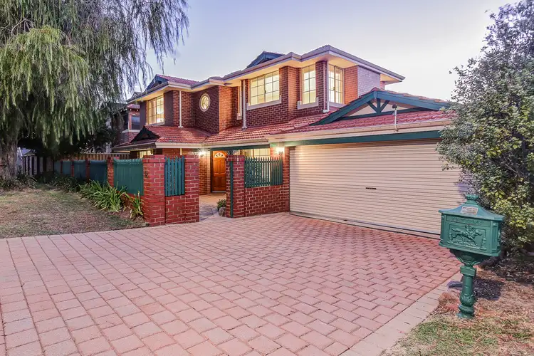 42 Raymond Street, Mount Pleasant WA 6153