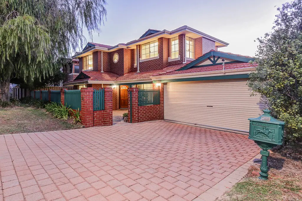 Main view of Homely house listing, 42 Raymond Street, Mount Pleasant WA 6153