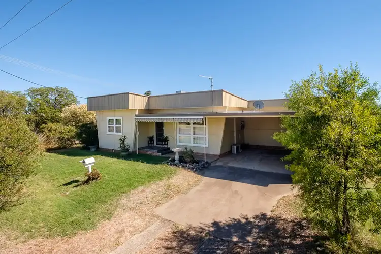 Second view of Homely house listing, 7 Elm Street, Tamworth NSW 2340