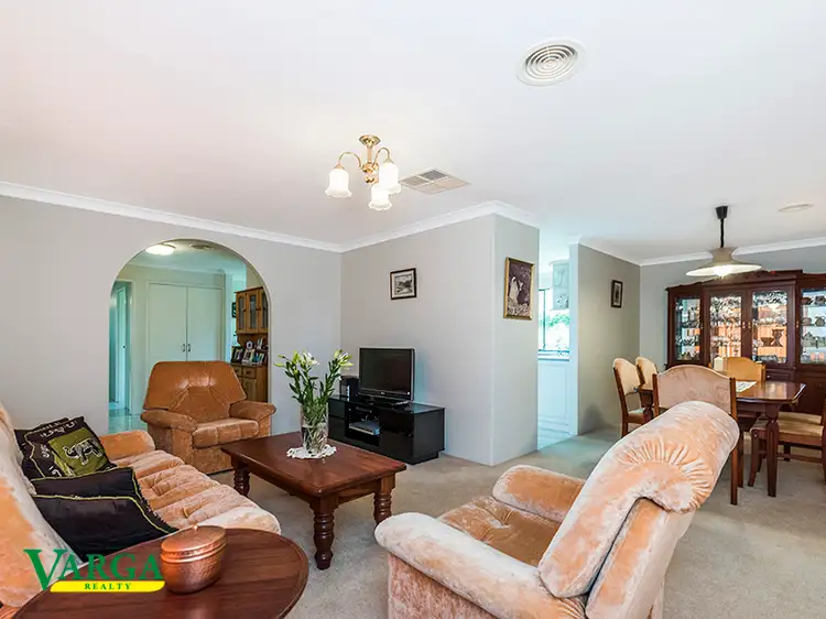 Fourth view of Homely house listing, 7 Doune Place, Willetton WA 6155