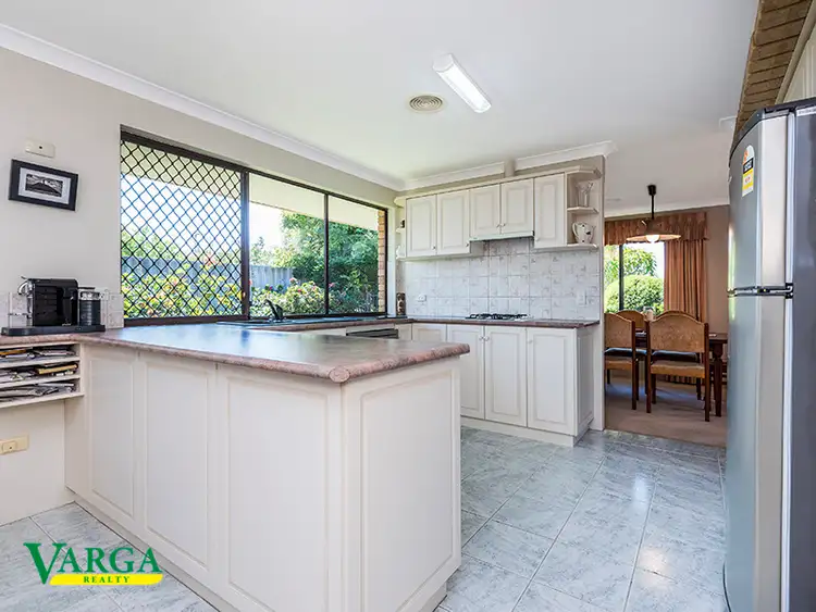 Sixth view of Homely house listing, 7 Doune Place, Willetton WA 6155