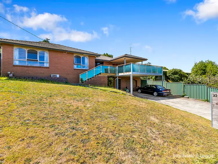 25 Lee Parade, Leongatha VIC 3953