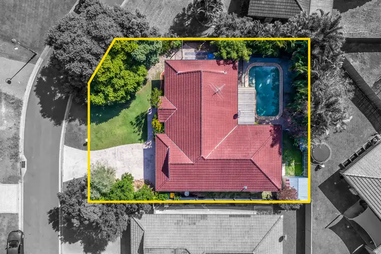 12 Cornwall Close, Heritage Park QLD 4118
