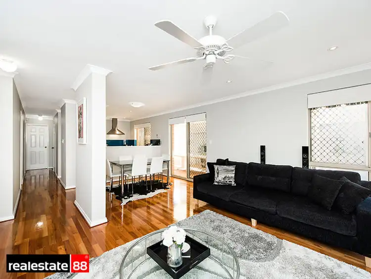 Fifth view of Homely villa listing, 4/274 French Street, Tuart Hill WA 6060