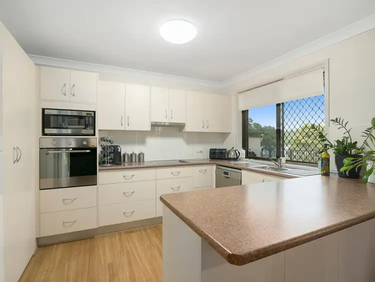 Second view of Homely semi-detached listing, 2/124 Jacaranda Avenue, Tweed Heads West NSW 2485