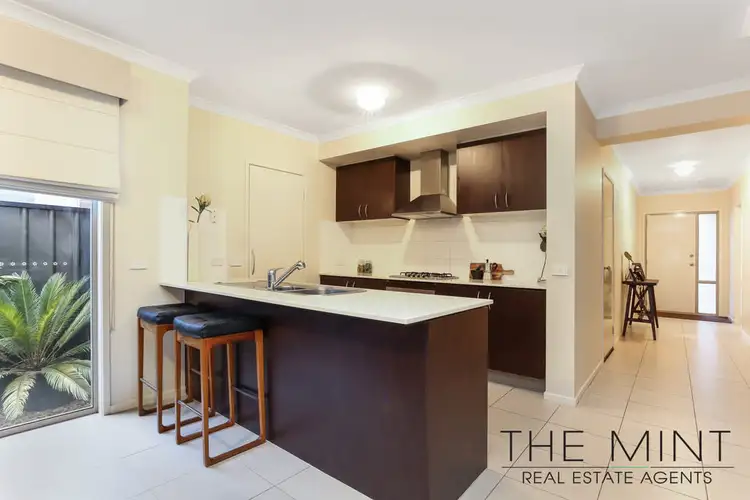 Fifth view of Homely house listing, 7 St Leonard Drive, South Morang VIC 3752
