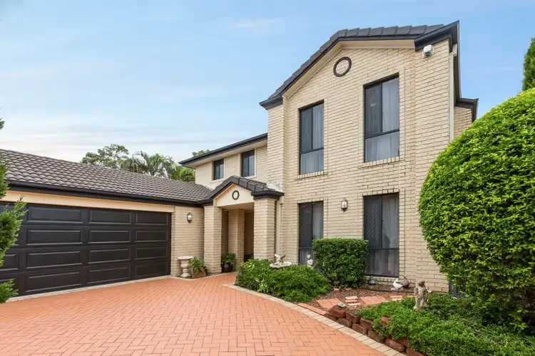 16 Cheltenham Place, Forest Lake QLD 4078