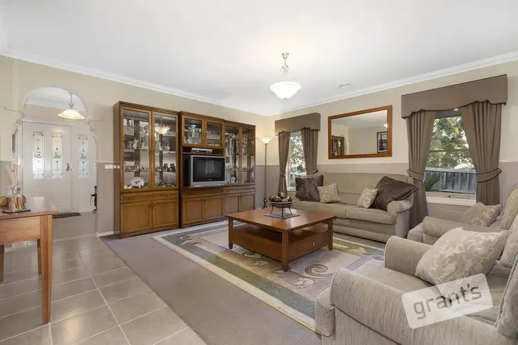 Fifth view of Homely house listing, 9 Irving Close, Berwick VIC 3806