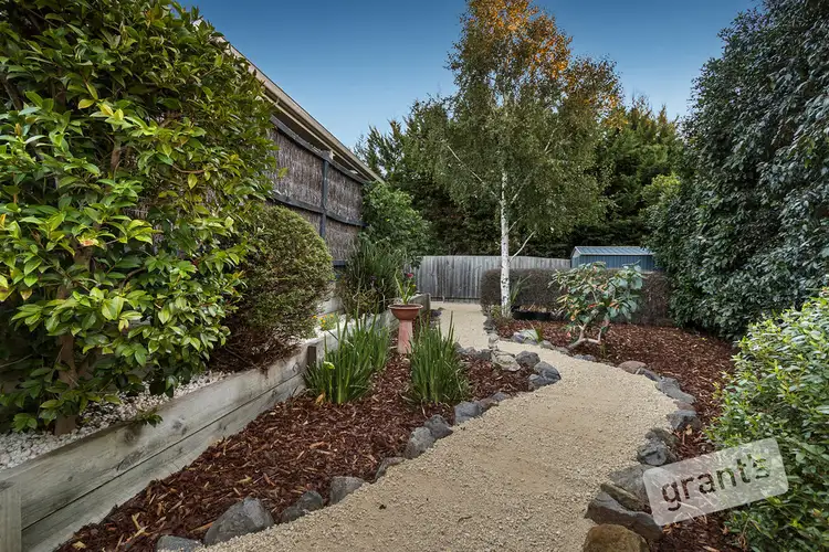 Seventh view of Homely house listing, 9 Irving Close, Berwick VIC 3806