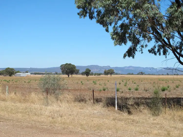1 Francisco's Road, Laharum VIC 3401