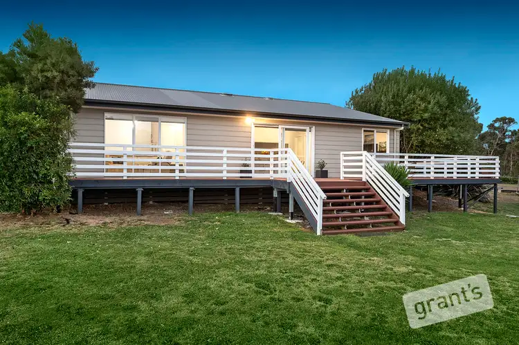 21 Follett Drive, Nyora VIC 3987