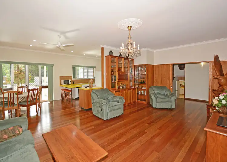 Third view of Homely house listing, 10 Parraweena Court, Point Vernon QLD 4655