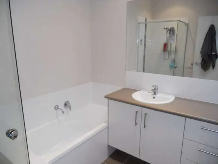 Fifth view of Homely unit listing, 2/185 Torquay Road, Scarness QLD 4655