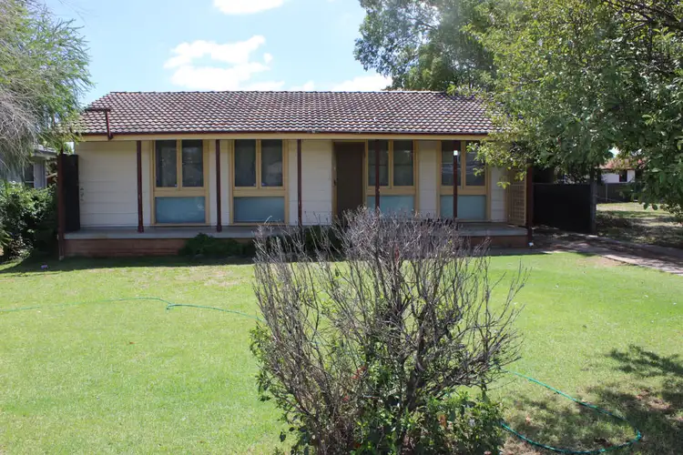 11 Green Street, Tamworth NSW 2340