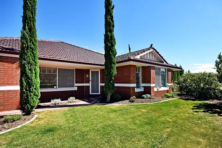 Second view of Homely house listing, 5 Carew Vista, Ellenbrook WA 6069