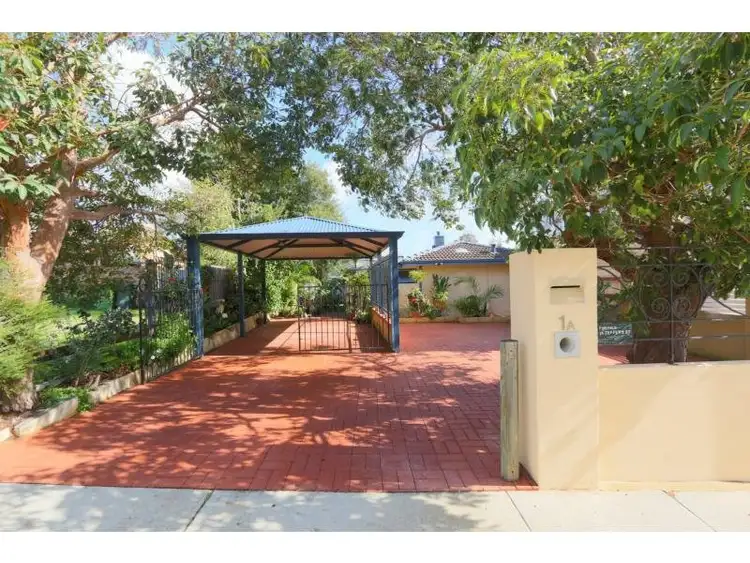 1A Barfield Place, Beaconsfield WA 6162