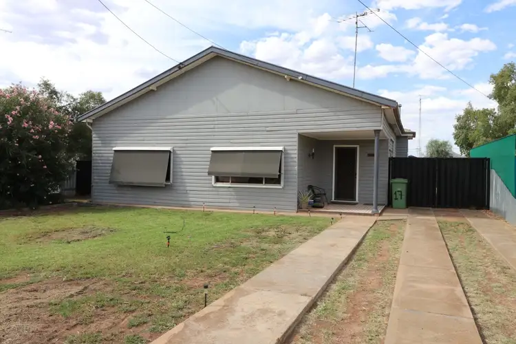 17 Condamine Street, Ungarie NSW 2669