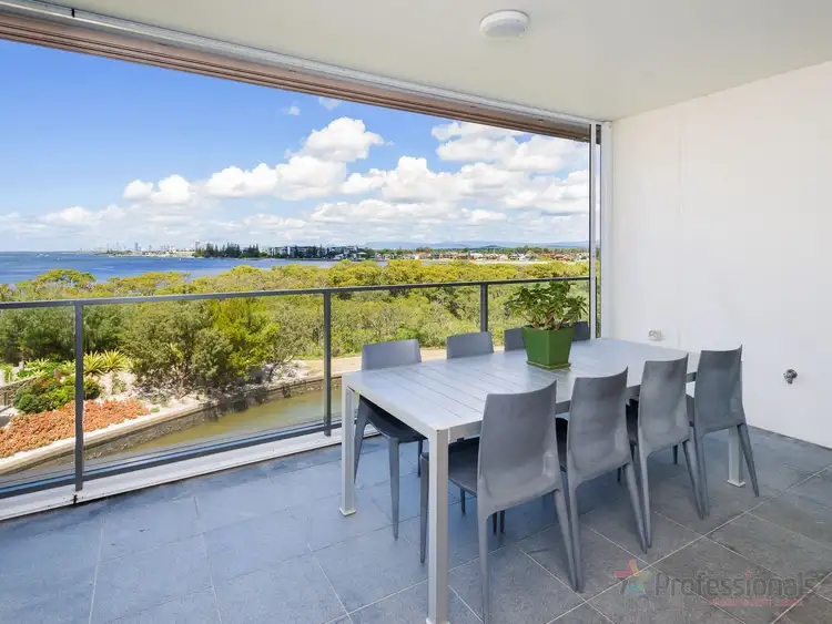 29402/2 Ephraim Island Parade, Paradise Point QLD 4216
