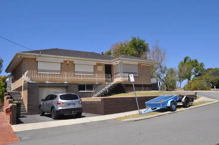 32 Hulbert Street, South Fremantle WA 6162