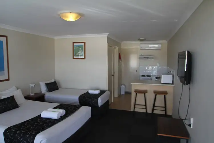Third view of Homely house listing, 11/121 Ocean Drive, Bunbury WA 6230
