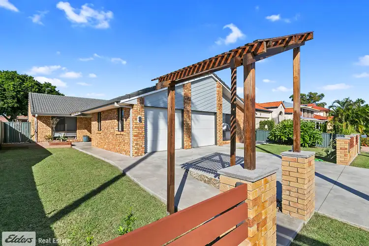 8 Newport Drive, Newport QLD 4020