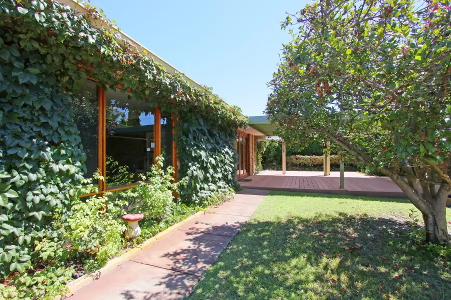 Main view of Homely house listing, 2/52 Sheldrake Way, Willetton WA 6155