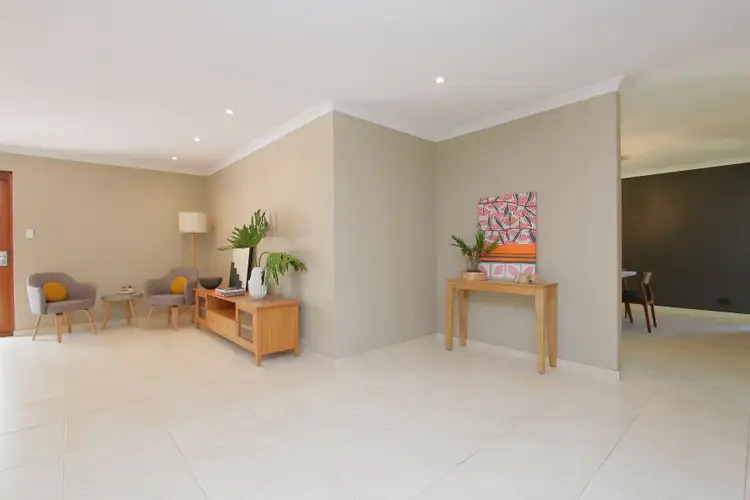 Fifth view of Homely house listing, 2/52 Sheldrake Way, Willetton WA 6155