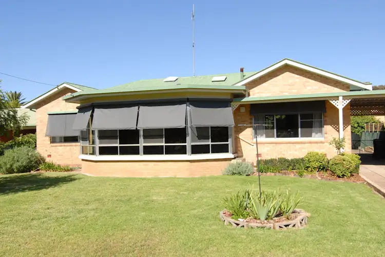 236 Harfleur Street, Deniliquin NSW 2710