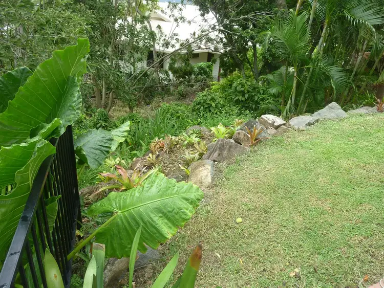 Sixth view of Homely unit listing, Unit 1 /13 Macarthur Drive, Cannonvale QLD 4802