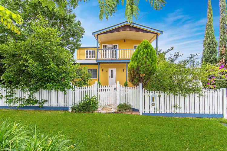 11 Watson Street, Clontarf QLD 4019