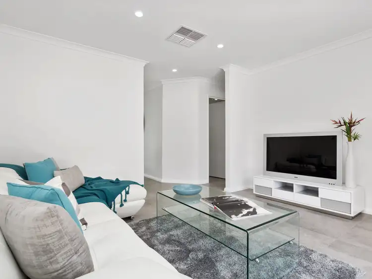 Seventh view of Homely townhouse listing, 2/41 - 45 Avenell Road, Bayswater WA 6053
