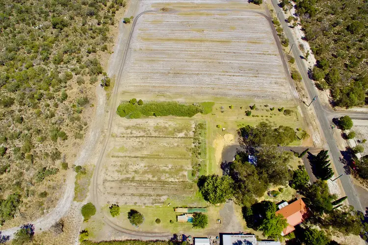 40 Tuart Road, Oakford WA 6121
