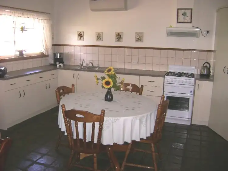 Second view of Homely house listing, 4 Gillings St, Cleve SA 5640