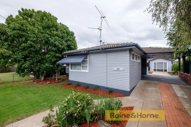 90 Piper street, Tamworth NSW 2340